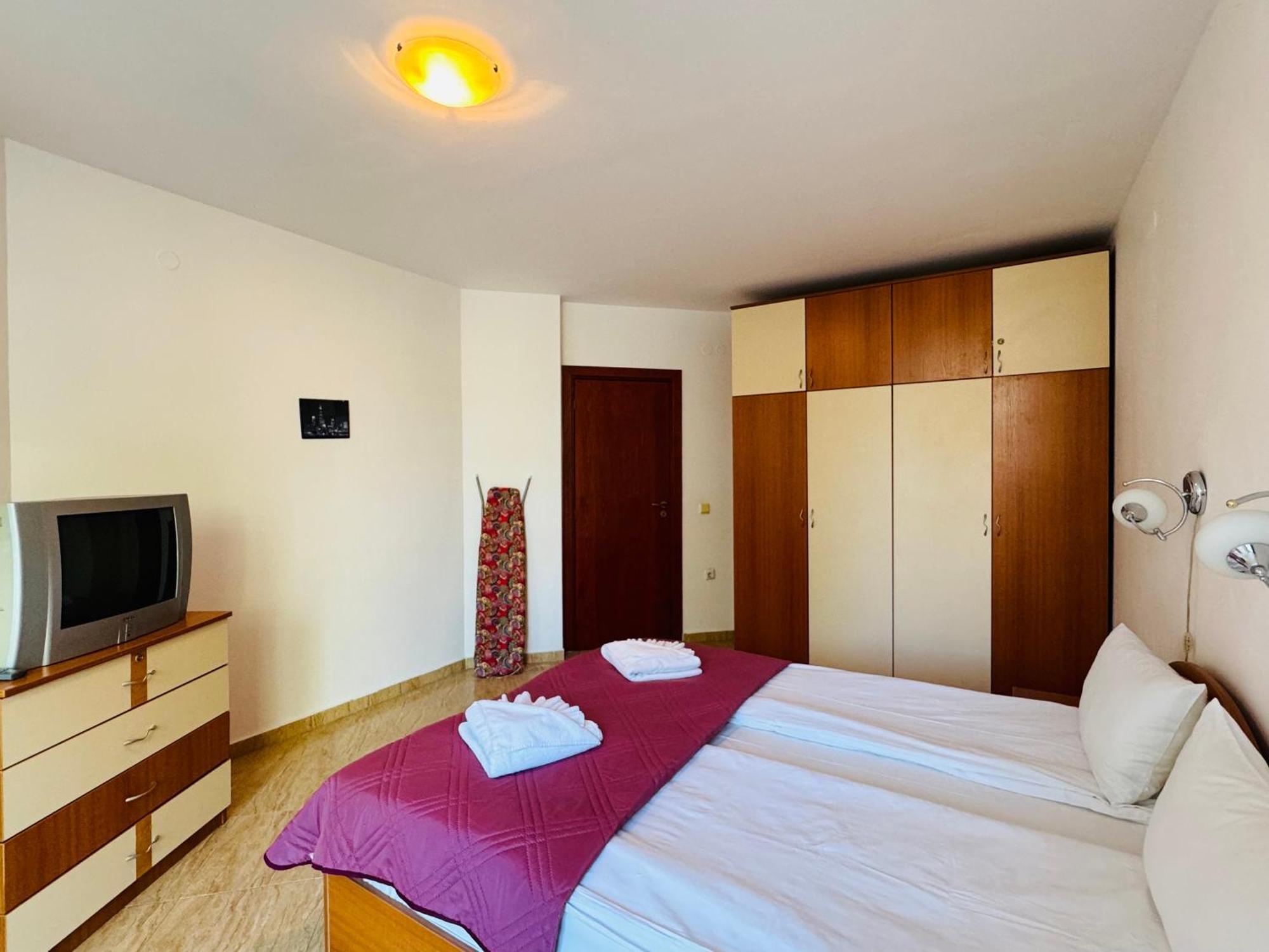 Sun Village B 320 Apartment Слънчев бряг Екстериор снимка